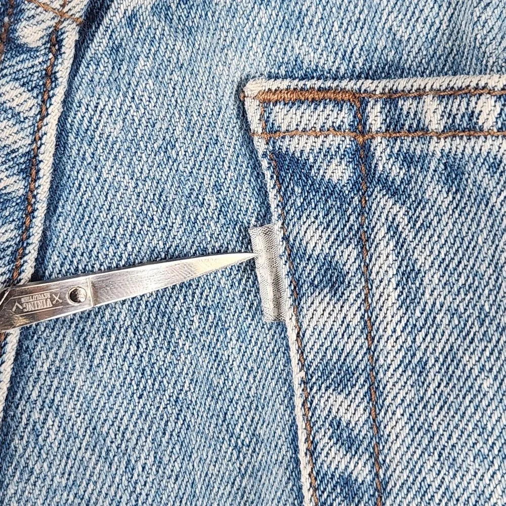 Vintage Levis SilverTab Baggy Jeans Mens 34x30 Medium Wash Relaxed Tapered 90s